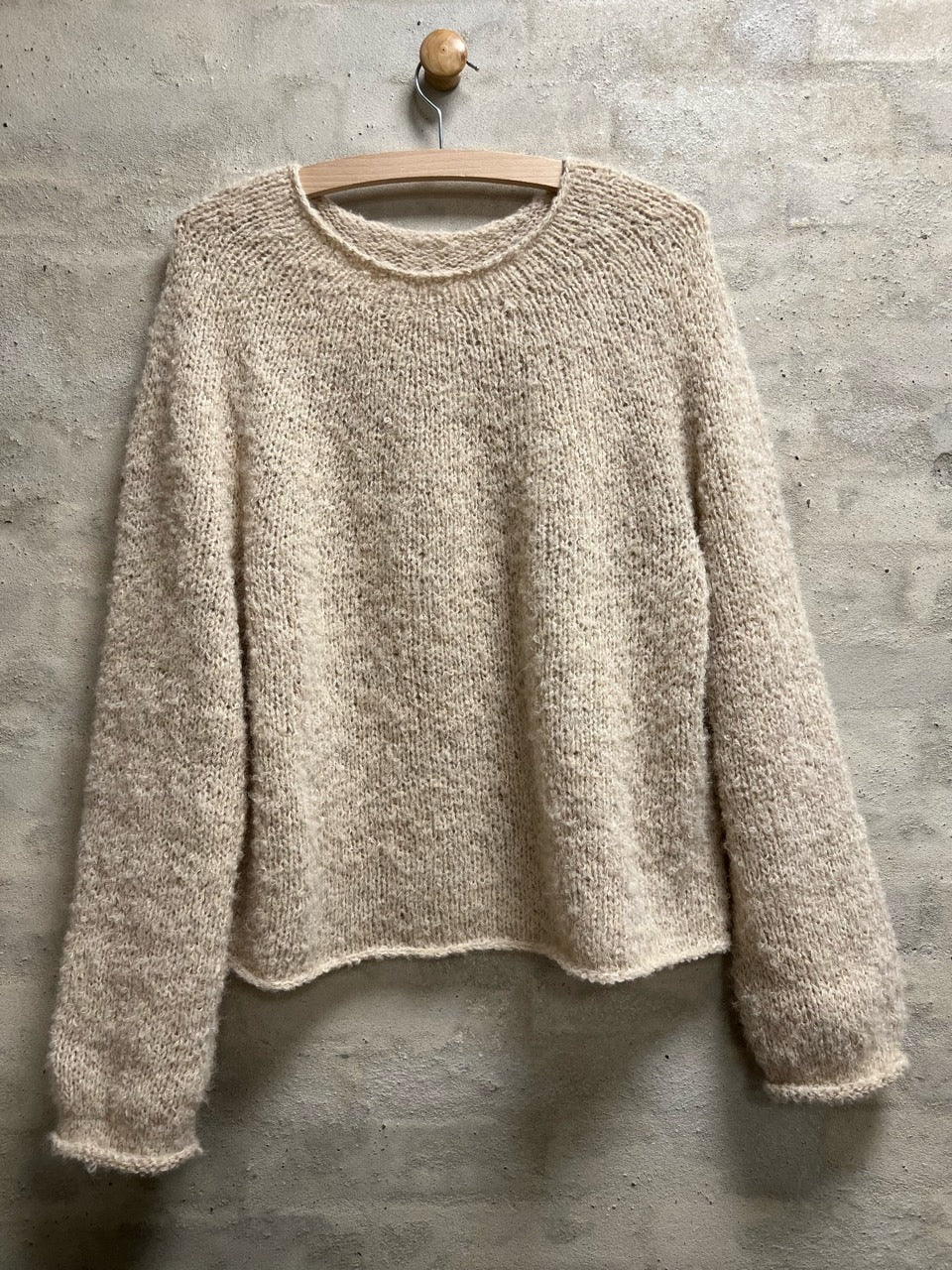 Butiksmodel | LeKnit | Plain Yoke Sweater